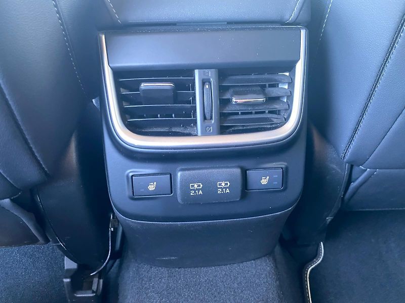 Subaru Outback 2.5i-T Touring EyeSight  - fotka 11 z 20
