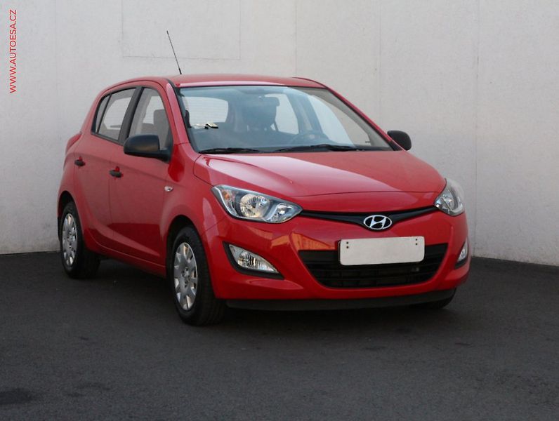Hyundai i20 (2013) 1.2, ČR, AC - fotka 1 z 3