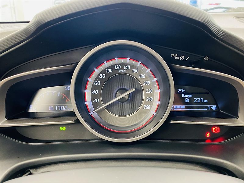 Mazda 3 1,5 Skyactiv-G Navi - fotka 11 z 26