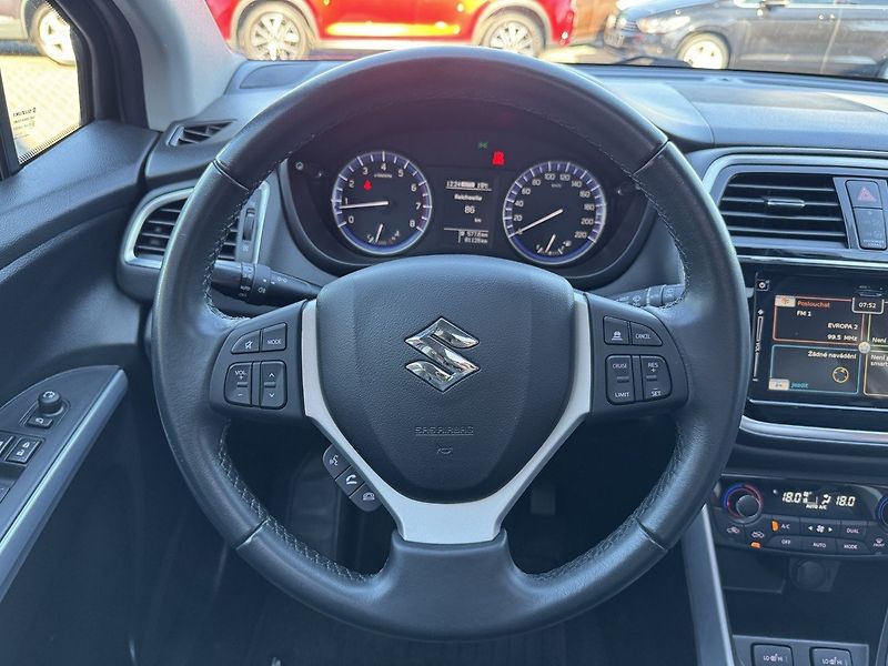 Suzuki SX4 S-Cross (2020) 1.4i BoosterJet AllGrip LED - fotka 7 z 48