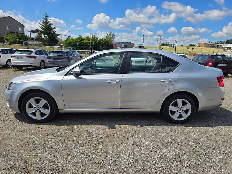 Škoda Octavia (2014) 1.6 TDi 77KW DSG Ambition - fotka 4 z 23