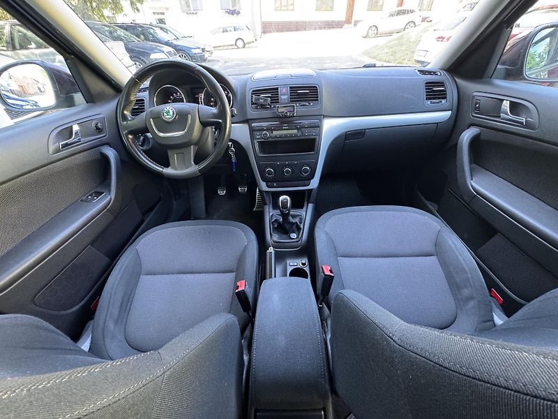 Škoda Yeti 2.0TDI 81kW ČR  první majitel  - fotka 15 z 17
