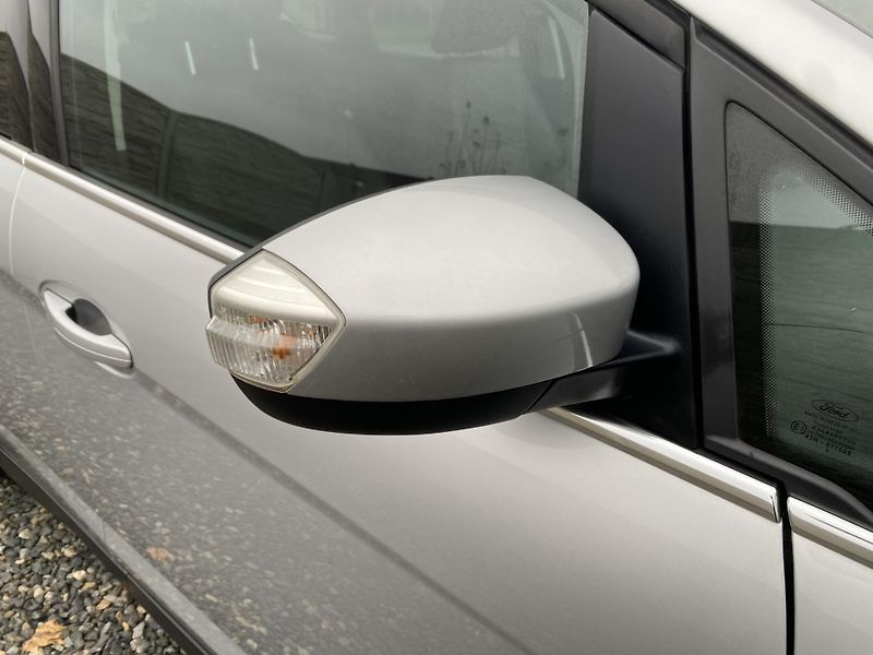 Ford C-MAX 1.5TDC-i 120PS NEW MODEL NAVI! - fotka 60 z 155