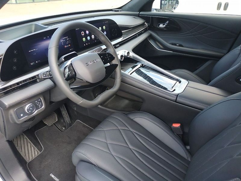 Omoda 9 1.5 Premium, PHEV, AT, SKLADEM - fotka 10 z 33