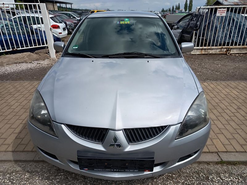 Mitsubishi Lancer (2005) 2.0 16v 100kw - fotka 3 z 45