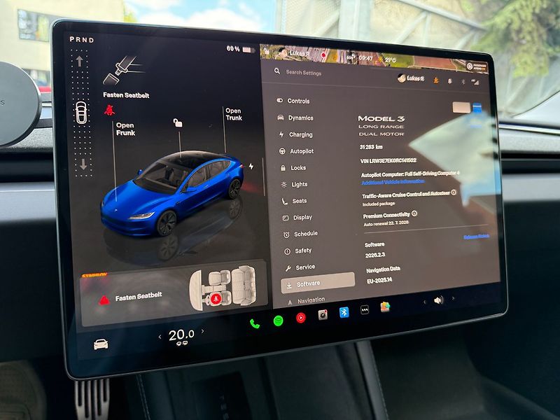 Tesla Model 3 Long Range AWD Tažné - fotka 26 z 40