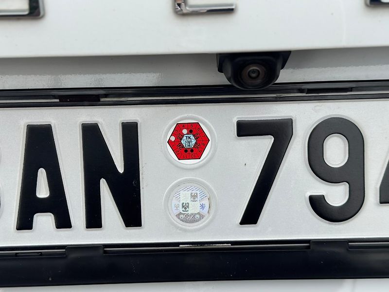 Ford Focus 1.5 TITAN. ČR 1.MAJ NEBOURÁNO - fotka 22 z 29