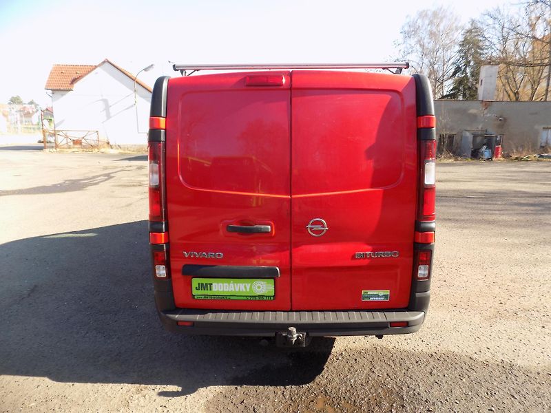 Opel Vivaro (2016) 1.6 88KW KLIMA - fotka 6 z 45