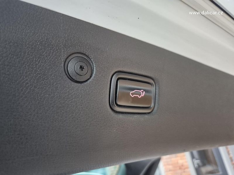 Kia Sportage (2018) 1.6T-GDi 130KW GT-line 4x4  - fotka 22 z 57