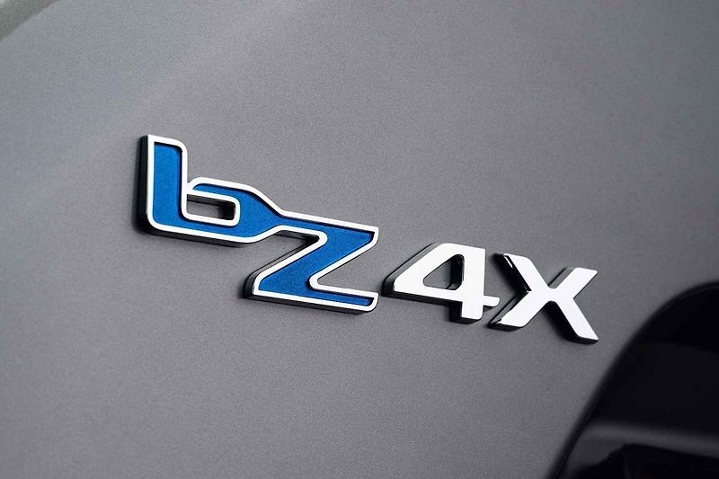 Toyota bZ4x při jízdě