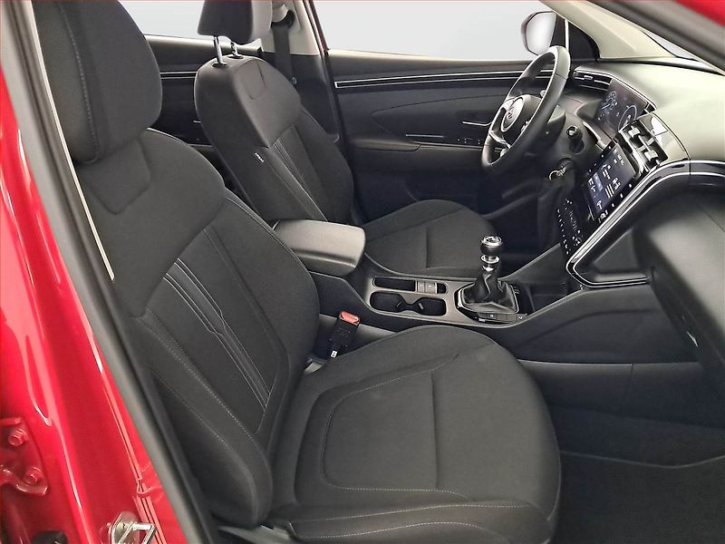 Hyundai Tucson (2022) Adventure 1.6 T-GDI - fotka 9 z 19