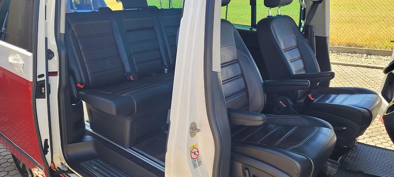 Volkswagen Multivan (2017) T6 2,0TDi 150kW DSG Highline - fotka 13 z 42