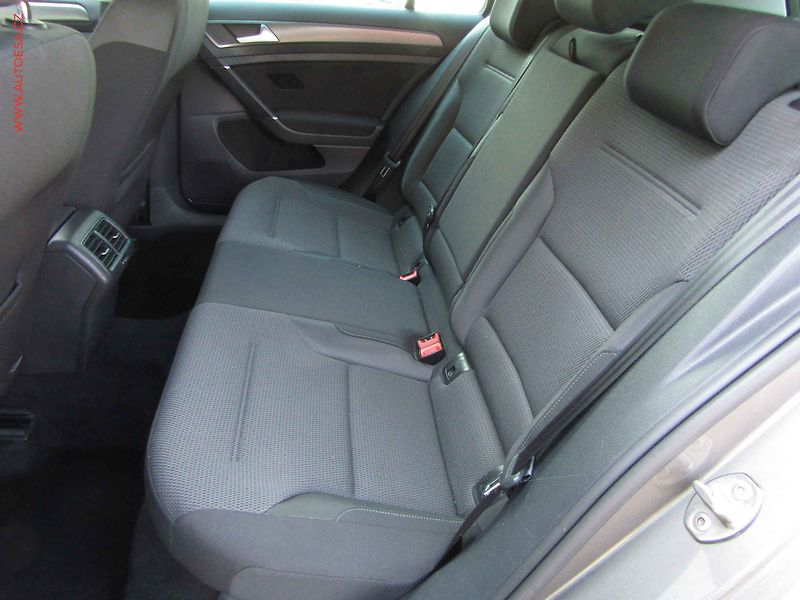 Volkswagen Golf (2014) 1.2 TSi, Comfortline, +kola - fotka 10 z 20