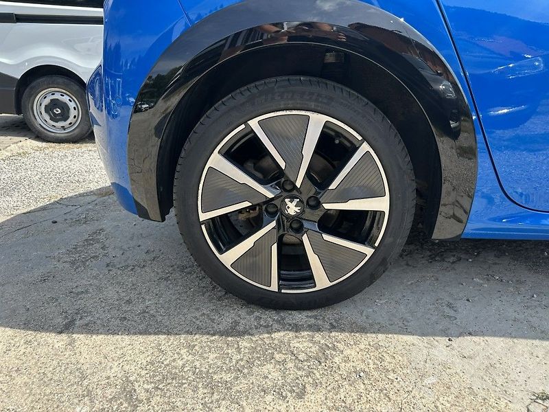 Peugeot 208 electric drive 100kW e GT Line - fotka 25 z 25