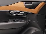 Volvo XC90 B5 AWD INSCRIPTION REZERVACE - náhled 28