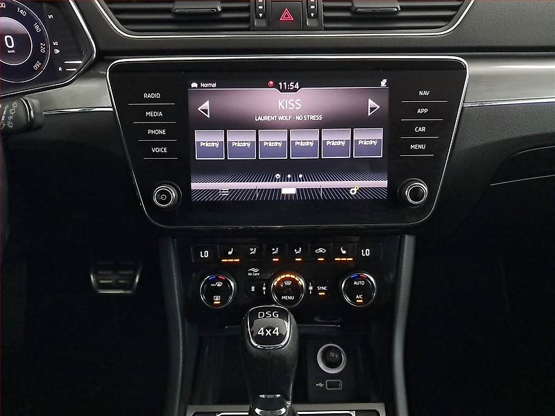 Škoda Superb (2020) Scout 2.0 TSI - fotka 12 z 20