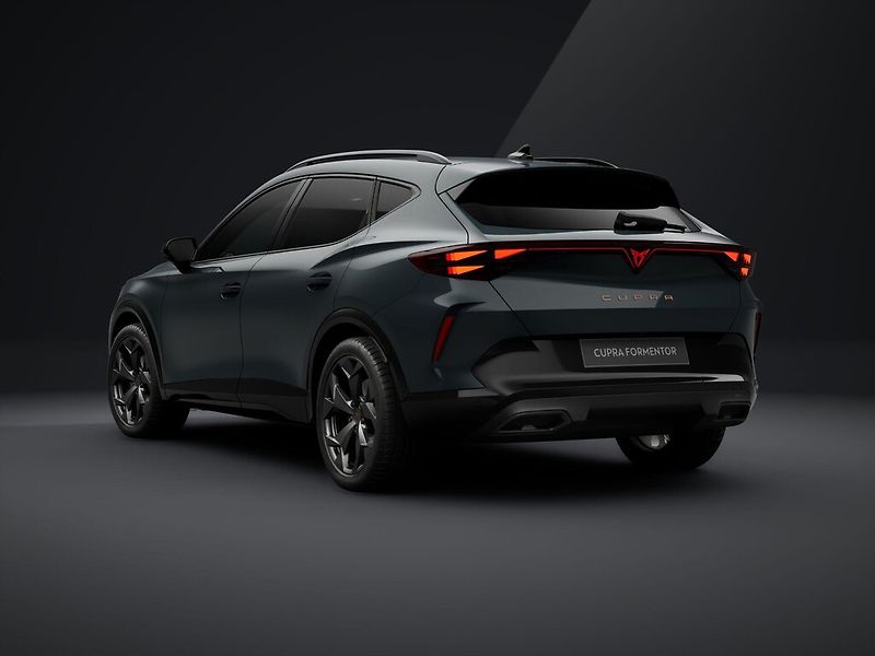 Cupra Formentor (2026) 1.5eTSI 110kW DSG - fotka 9 z 12