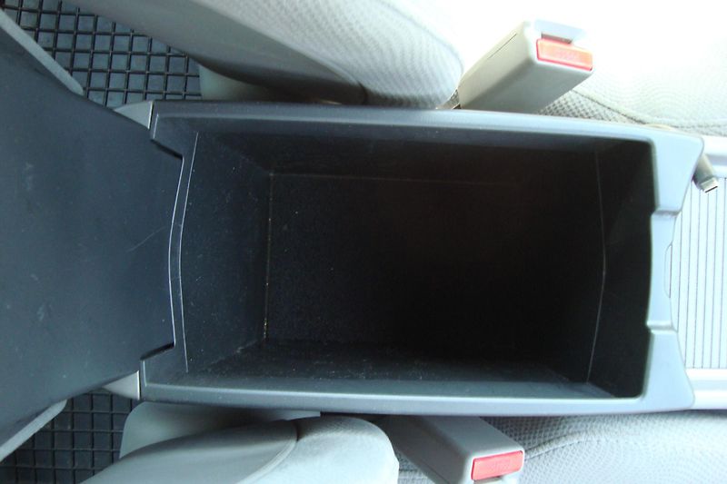 Honda Civic (2010) 1.8 i-vtec,ČR,1.Maj.Pra.servis - fotka 53 z 66
