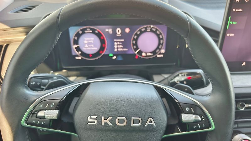 Škoda Kodiaq (2025) EXCLUSIVE SELEC 4X4 TD 142/2.0 - fotka 23 z 42