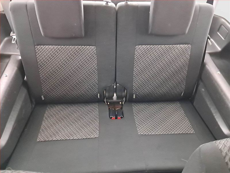 Suzuki Jimny (2015) 1.3 16V, 4X4 - fotka 10 z 16