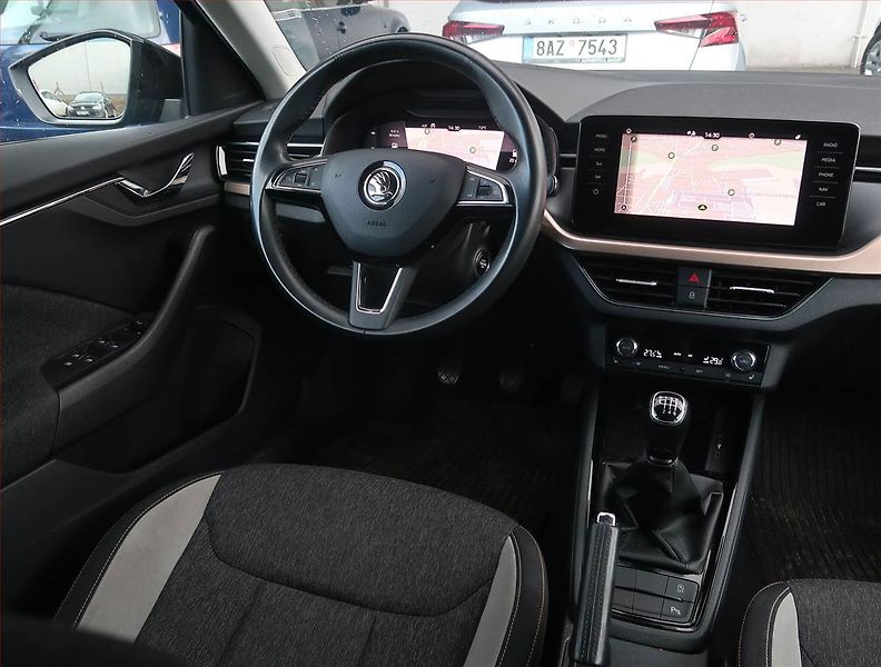 Ford Tourneo Custom (2021) 2.0 EcoBlue mHEV, ČR - fotka 7 z 21