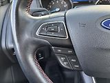 Ford Focus 1,5 Race Red 110 kW - náhled 23