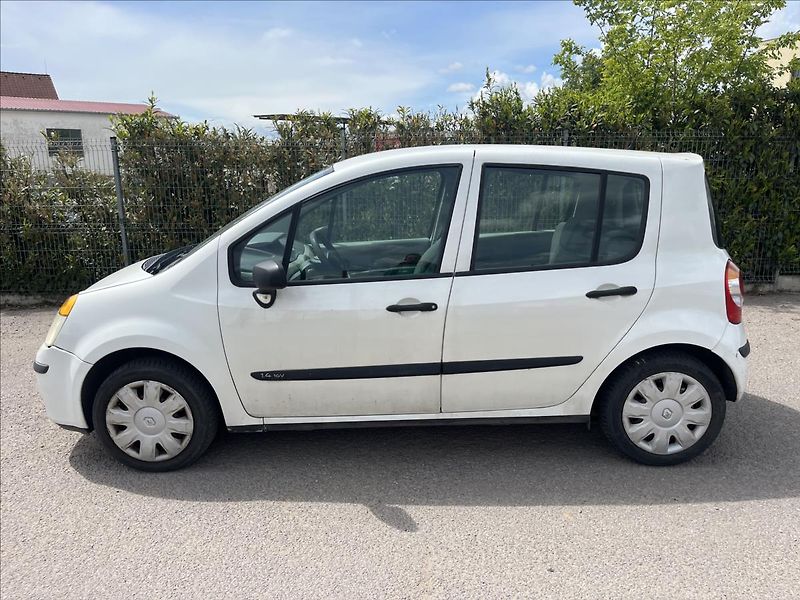 Renault Modus 1,4 i SERVIS - fotka 4 z 28