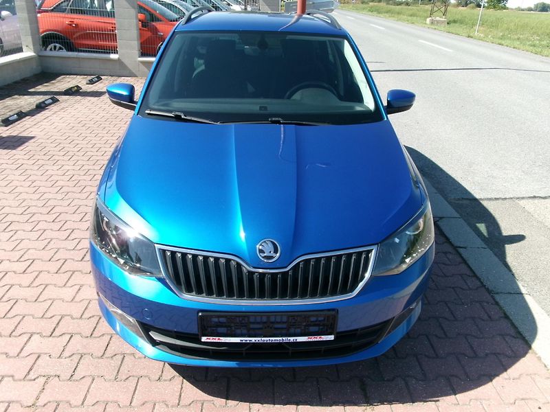 Škoda Fabia 1,2 TSI AUTOKLIMA TAŽ NAVI - fotka 3 z 29