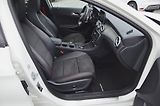 Mercedes-Benz GLA (2016) 220d 130kW 4Matic AMG LINE /ČR - náhled 13