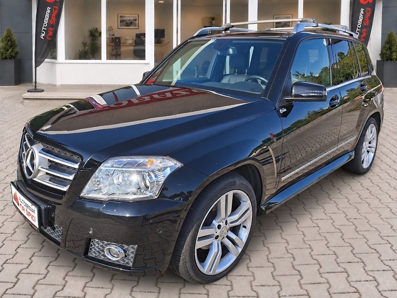 Mercedes-Benz GLK (2009) 320CDI 165kW 4MATIC -NOVÉ V ČR - fotka 4 z 33