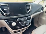 Chrysler Pacifica (2021) 3,6 Hybrid Plug Radar 360 2021 - náhled 17