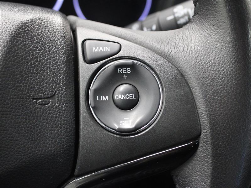Honda HR-V 1,5 i-VTEC Elegance - fotka 19 z 32