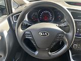 Kia Ceed (2013) 1,4 CRDi 66 Kw TAŽNÉ !! - náhled 13