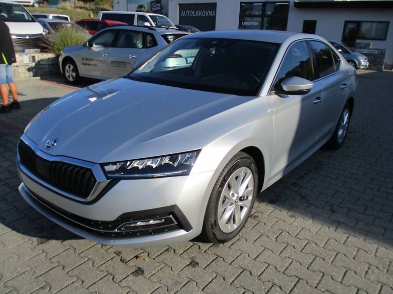 Škoda Octavia liftback Style 2,0TDI/110kW DS - fotografie inzerátu