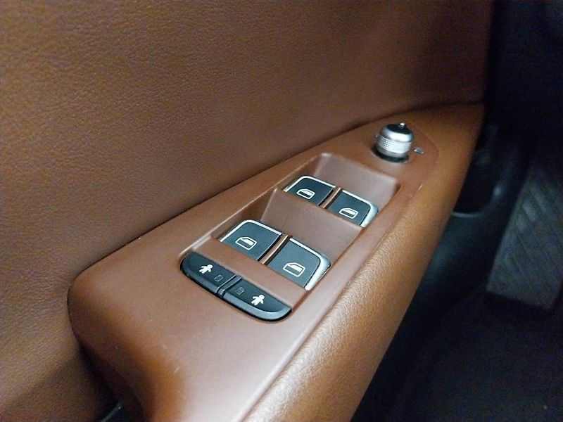 Audi A7 (2012) 3.0 TDI, Automat, Kůže - fotka 22 z 24