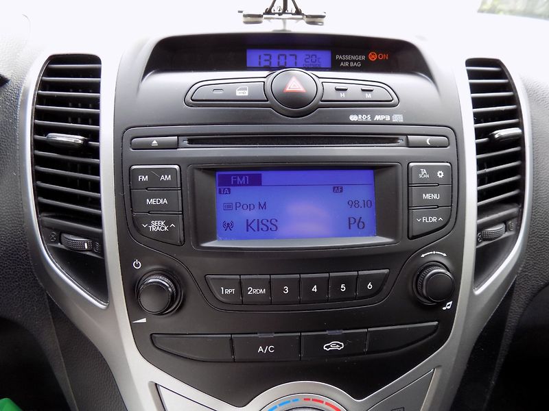 Hyundai ix20 (2017) 1.4 CRDi/1.Maj.ČR/Klima/ - fotka 29 z 30