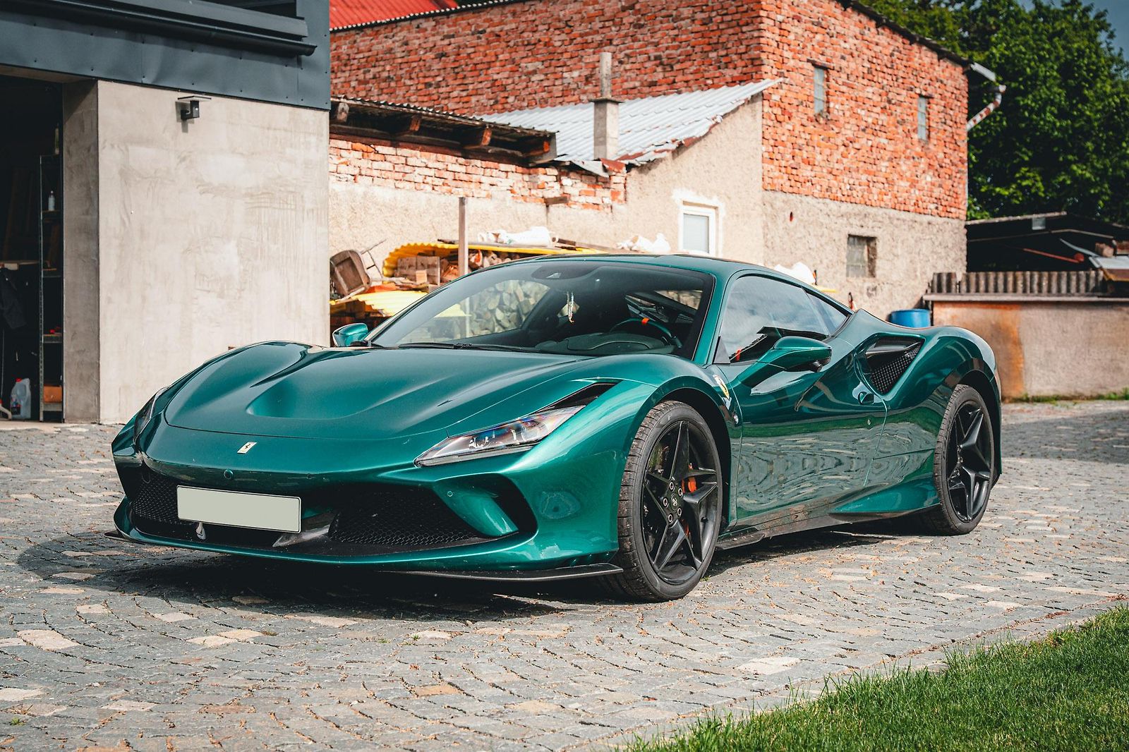 Ferrari F8 Tributo Special Tailor Made 