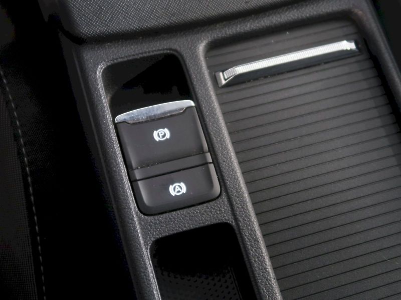 Škoda Octavia (2020) AMBITION 2.0TDI 85KW - fotka 28 z 36