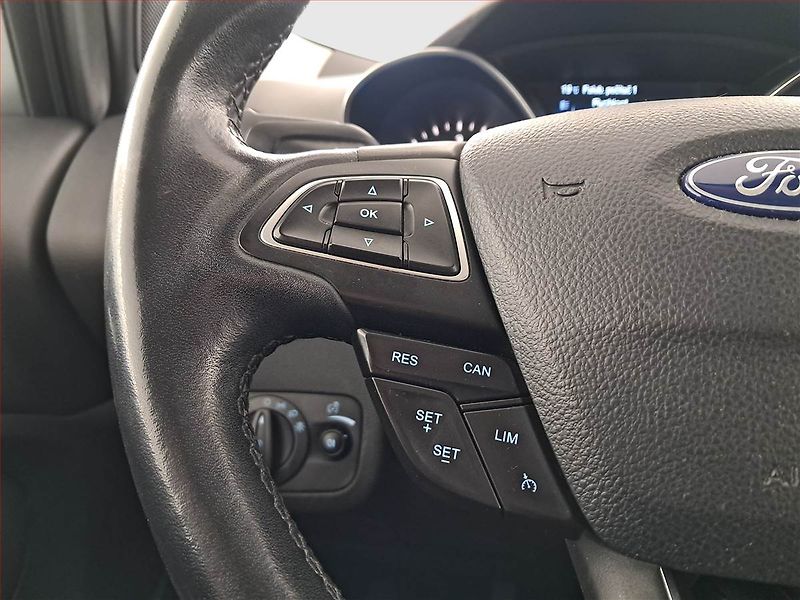 Ford Kuga (2018) 2.0 TDCi, Serv.kniha, Navi - fotka 16 z 20
