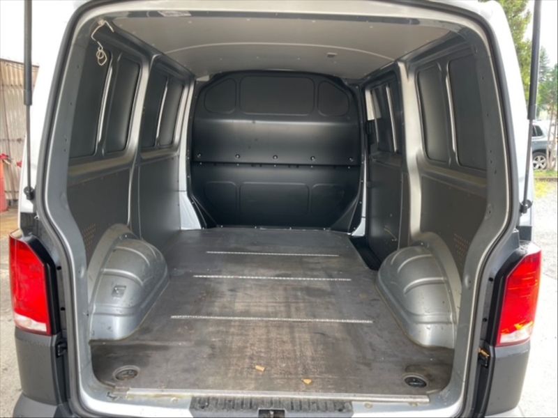 Volkswagen Transporter 2,0 TDI 110 - fotka 6 z 11