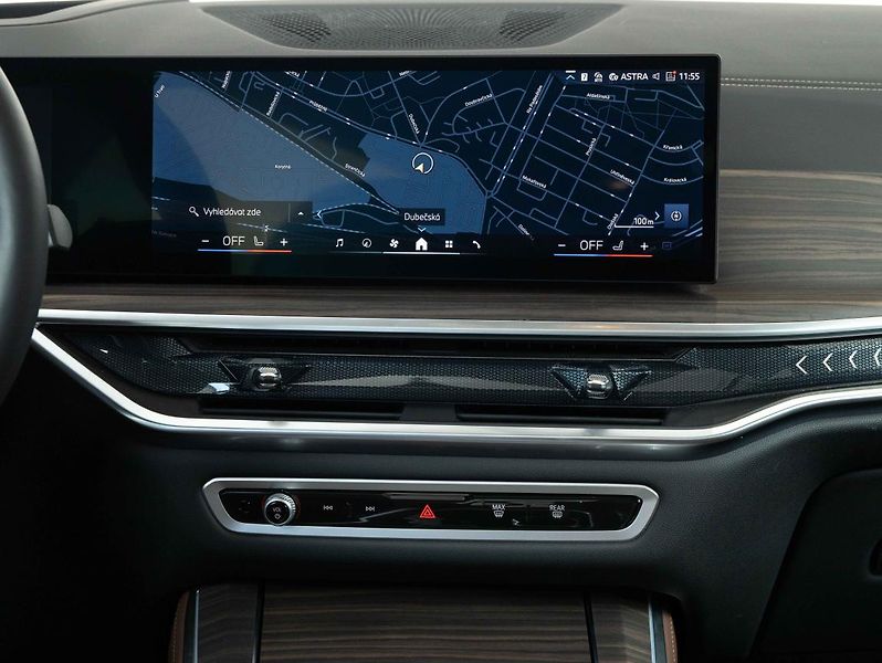 BMW X5 xDrive30d - fotka 13 z 23