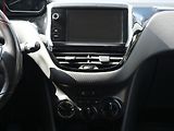 Peugeot 2008 (2015) 1.2i, AC, tempo - náhled 9