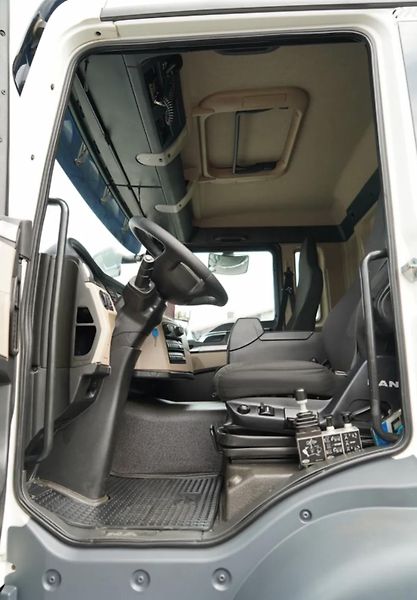 MAN TGS (2017) 35.420 8x4 Bordmatik EURO 6 - fotka 14 z 20