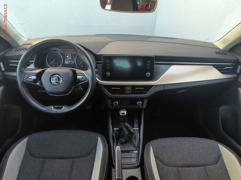 Škoda Scala (2020) 1.5 TSi, ČR, Style, LED - fotka 8 z 23