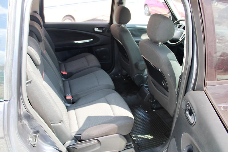 Ford Galaxy (2009) 2,0TDCI KLIMA EL.OKNA TEMPOMAT - fotka 12 z 16