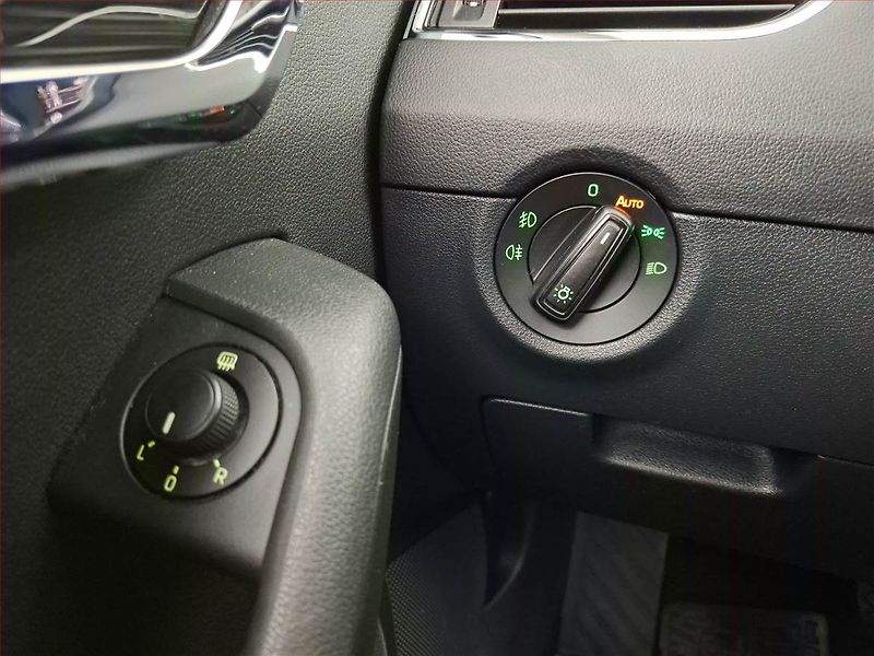 Škoda Octavia (2017) Style 2.0 TDI, Automat, ČR - fotka 18 z 19