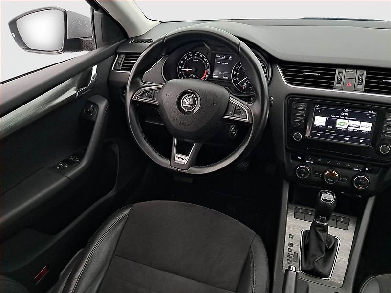 Škoda Octavia (2016) Scout 2.0 TDI, 4X4, Automat - fotka 7 z 21