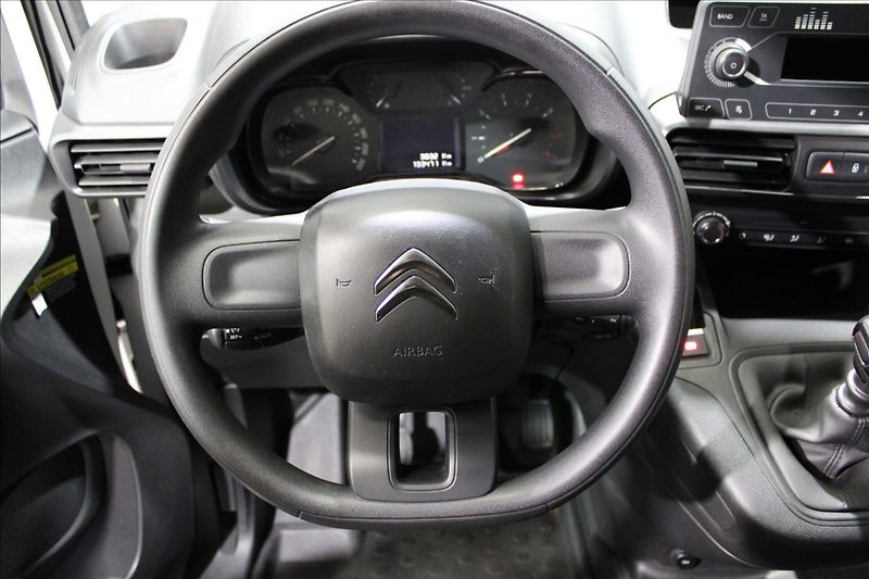 Citroën Berlingo 1,2 PureTech 1.majitel CZ - fotka 16 z 23