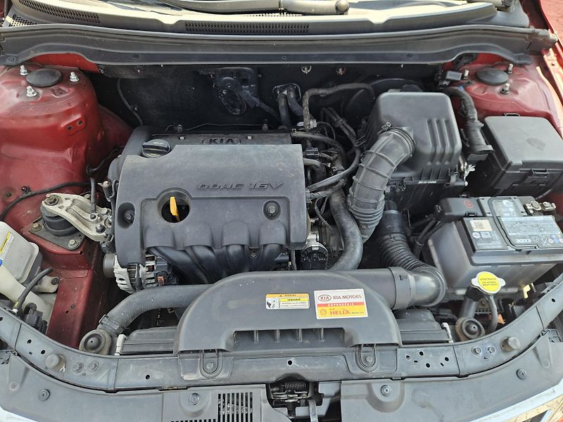 Kia Ceed (2011) 1.4 66kw, MOŽNÉ SPLÁTKY  - fotka 18 z 26