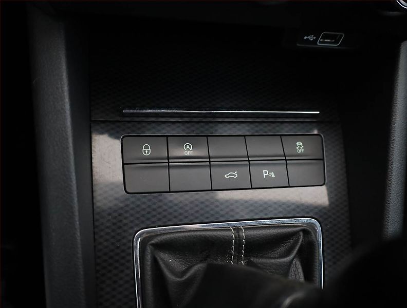 Škoda Octavia (2018) RS 2.0 TDI, Navi, Tempomat - fotka 11 z 21
